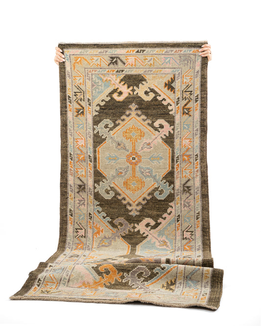 Genuine Oushak Oriental Runner, R10010